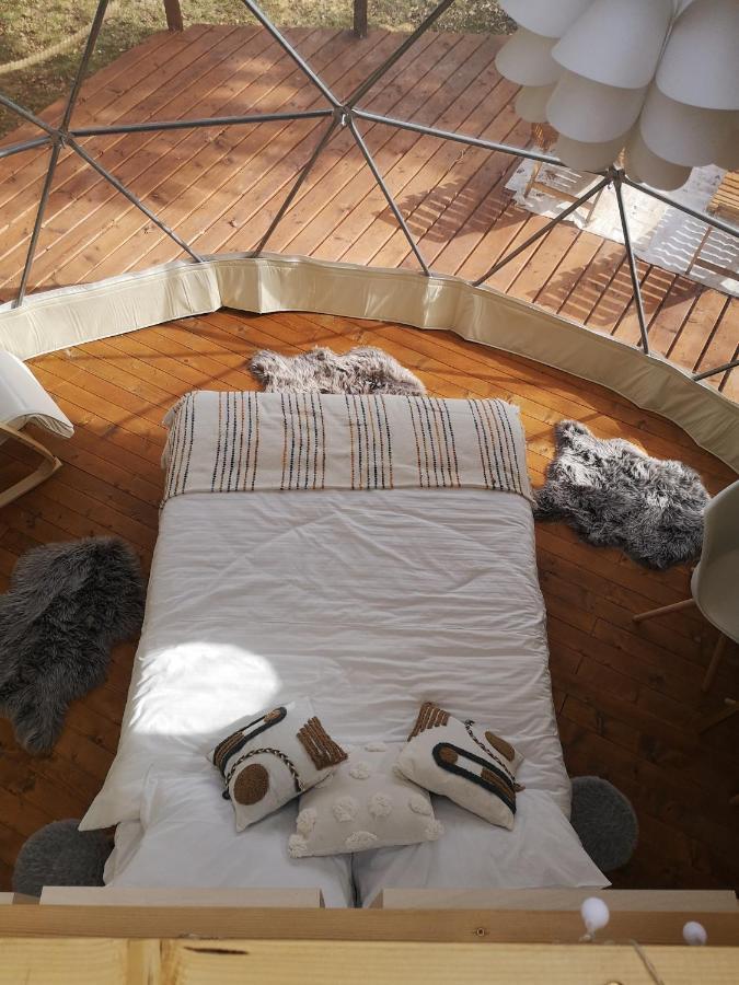 Medve Dome - Luxury Camping In The Middle Of Nature Hotel Vlahita Exterior foto